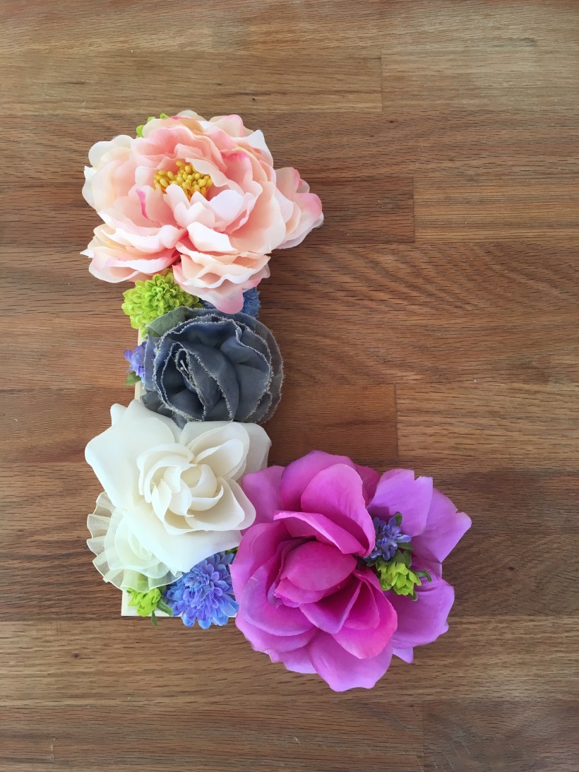 DIY Floral Wall Letter
